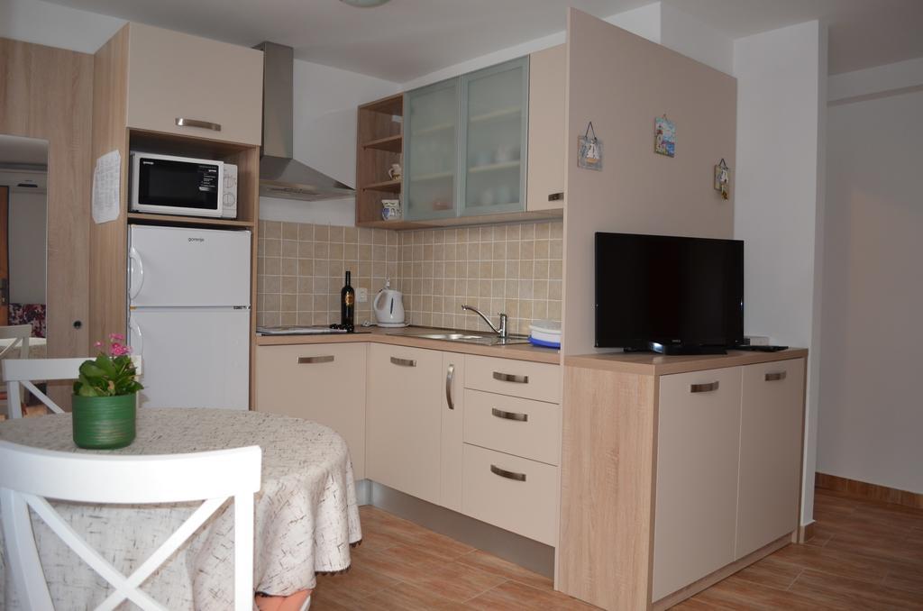 Apartments Lora Baska  Ruang foto